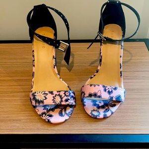 Pink and blue chunky heel sandal | SIZE 9 Wide